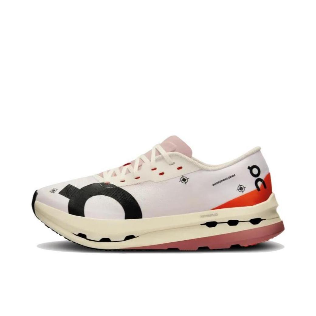 推荐商品：On/昂跑 Cloudboom Echo3 减震耐磨 轻便回弹 碳板 透气舒适 跑鞋 女款/白色/橙色