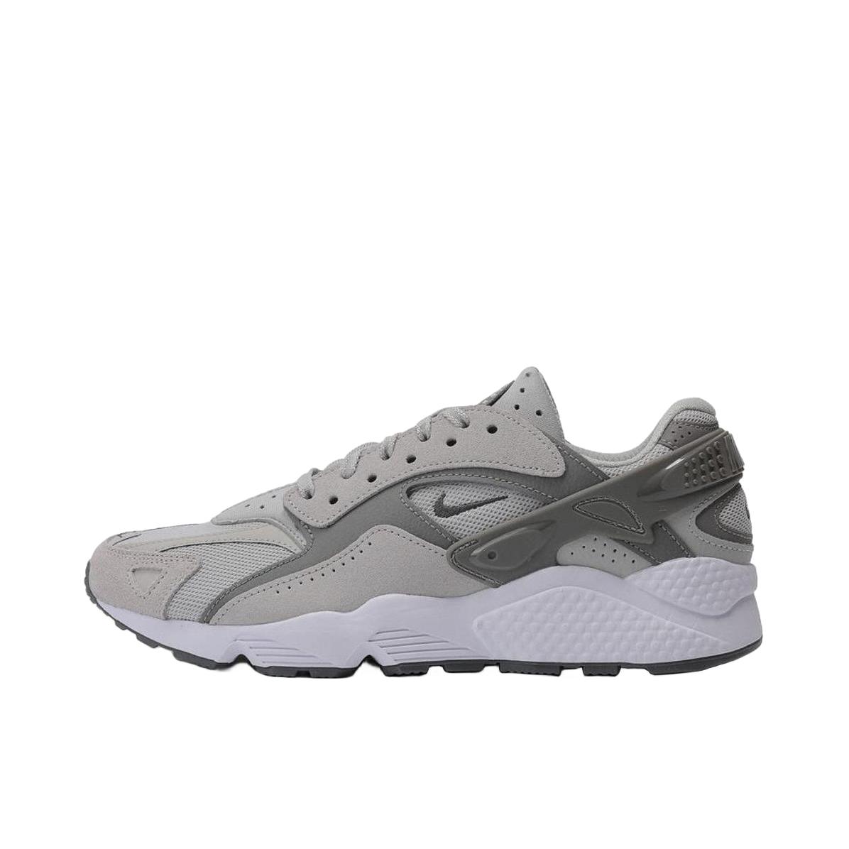 推荐商品：Nike Air Huarache 跑鞋 轻便透气舒适耐磨缓震复古防滑织物合成革运动低帮圆头 浅铁矿石灰/铁灰
