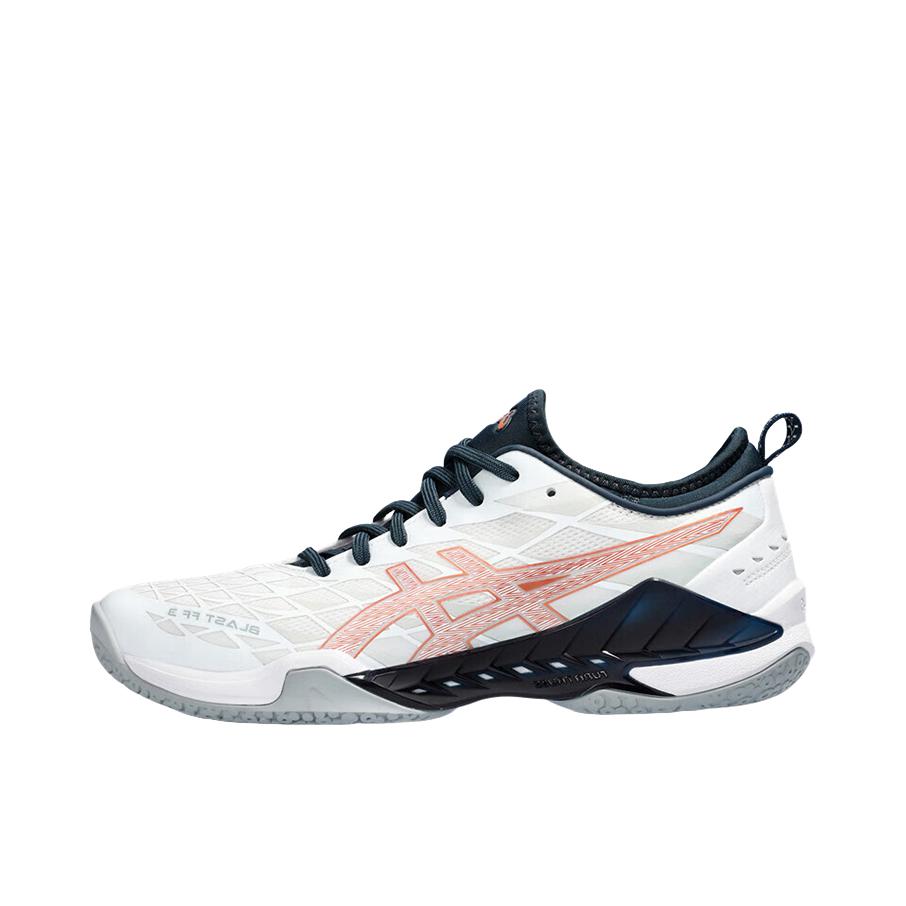 推荐商品：制胜球场 Asics/亚瑟士 Blast FF 3 羽毛球鞋 回弹防滑耐磨舒适透气轻便稳定 训练 缓冲 全掌 白色/橙色