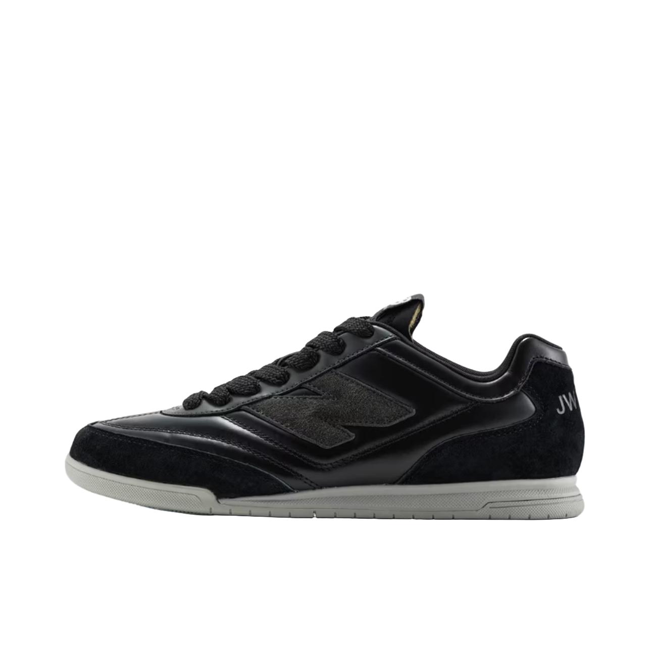 推荐商品：New Balance RC42 薄底 耐磨平底 防滑减震 简约百搭 复古 阿甘鞋 运动休闲鞋 JUNYA WATANABE联名/黑色