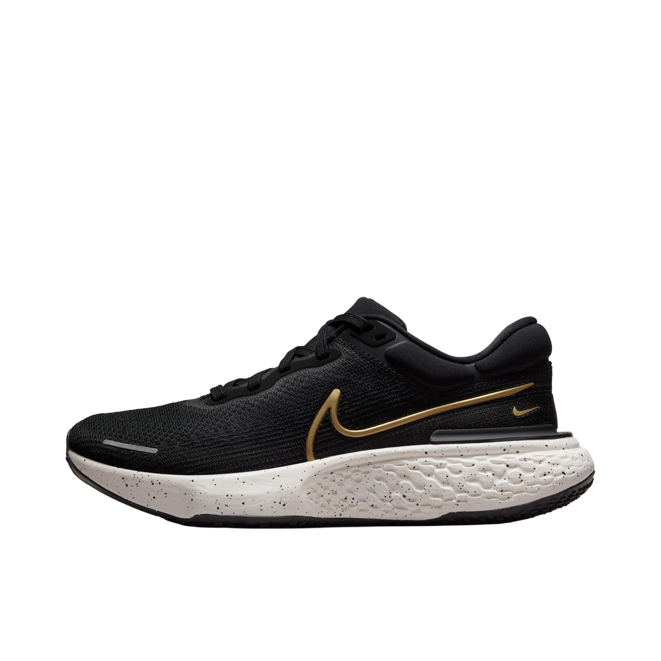 推荐商品：Nike ZoomX Invincible Run 跑鞋 缓震轻便防滑耐磨网面透气织物碳板运动回弹 黑色/金属金/帆白