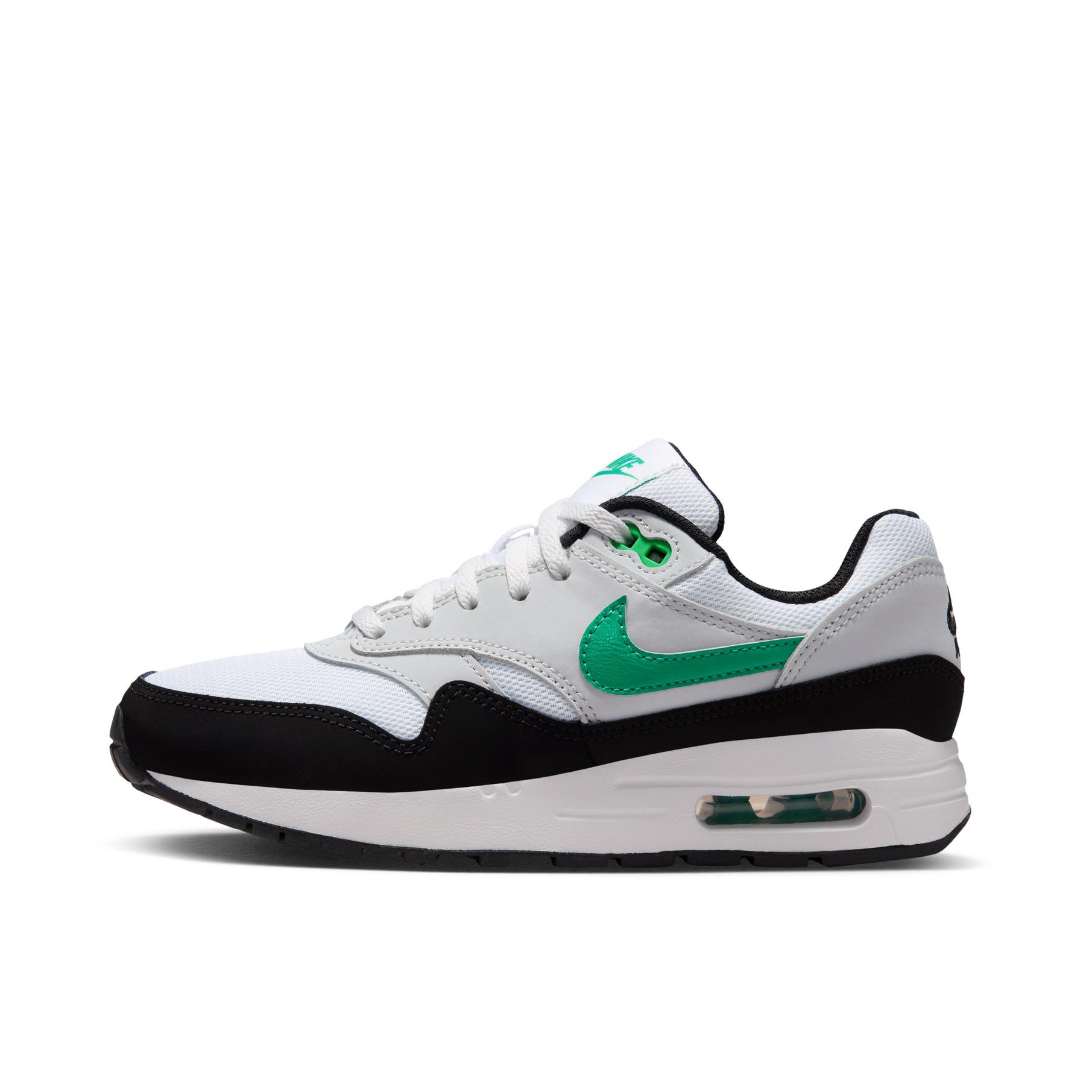 推荐商品：Nike Air Max 1 跑鞋 气垫缓震透气轻便复古运动舒适百搭潮流耐磨低帮训练防滑冬季支撑马拉松防水抓地圆头耐穿 大童/白/体育场绿/白金色/黑
