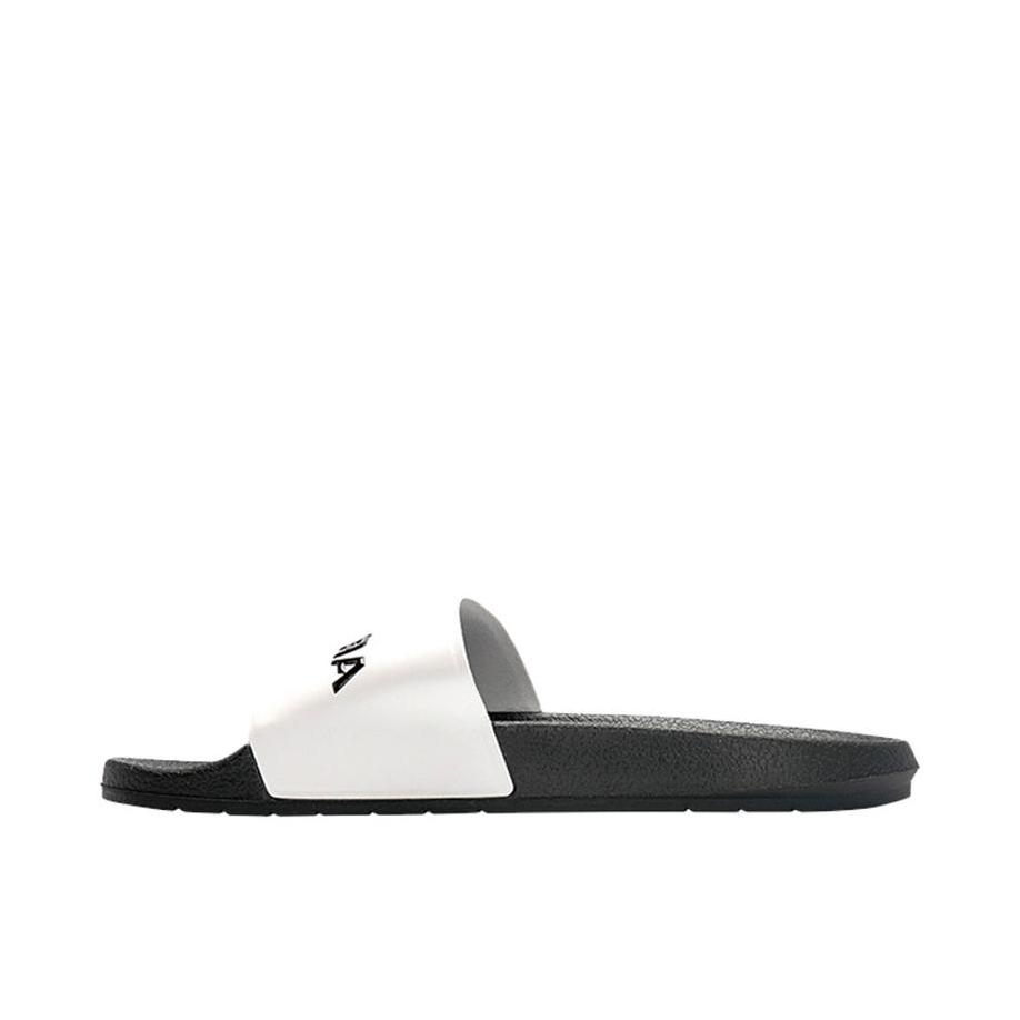 推荐商品：Under Armour/安德玛 Core Remix Slides 时尚潮流 防滑耐磨 轻便透气 舒适休闲 软底平跟 橡胶底 一字 拖鞋 黑玛瑙白