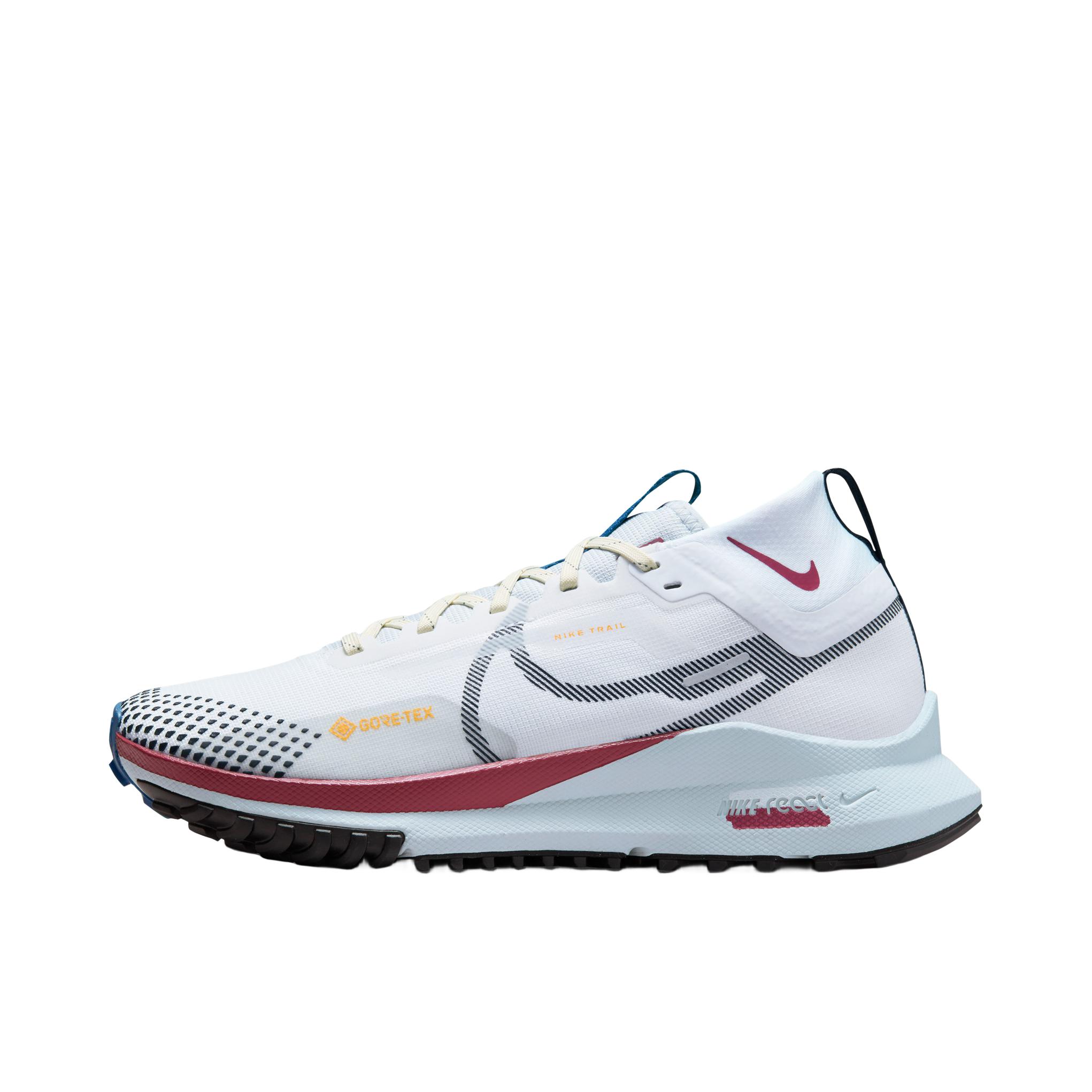推荐商品：Nike React Pegasus Trail 4 飞马 跑鞋 缓震户外越野防水防滑织物支撑训练圆头回弹平稳 女款/白色/黑色/杉木红