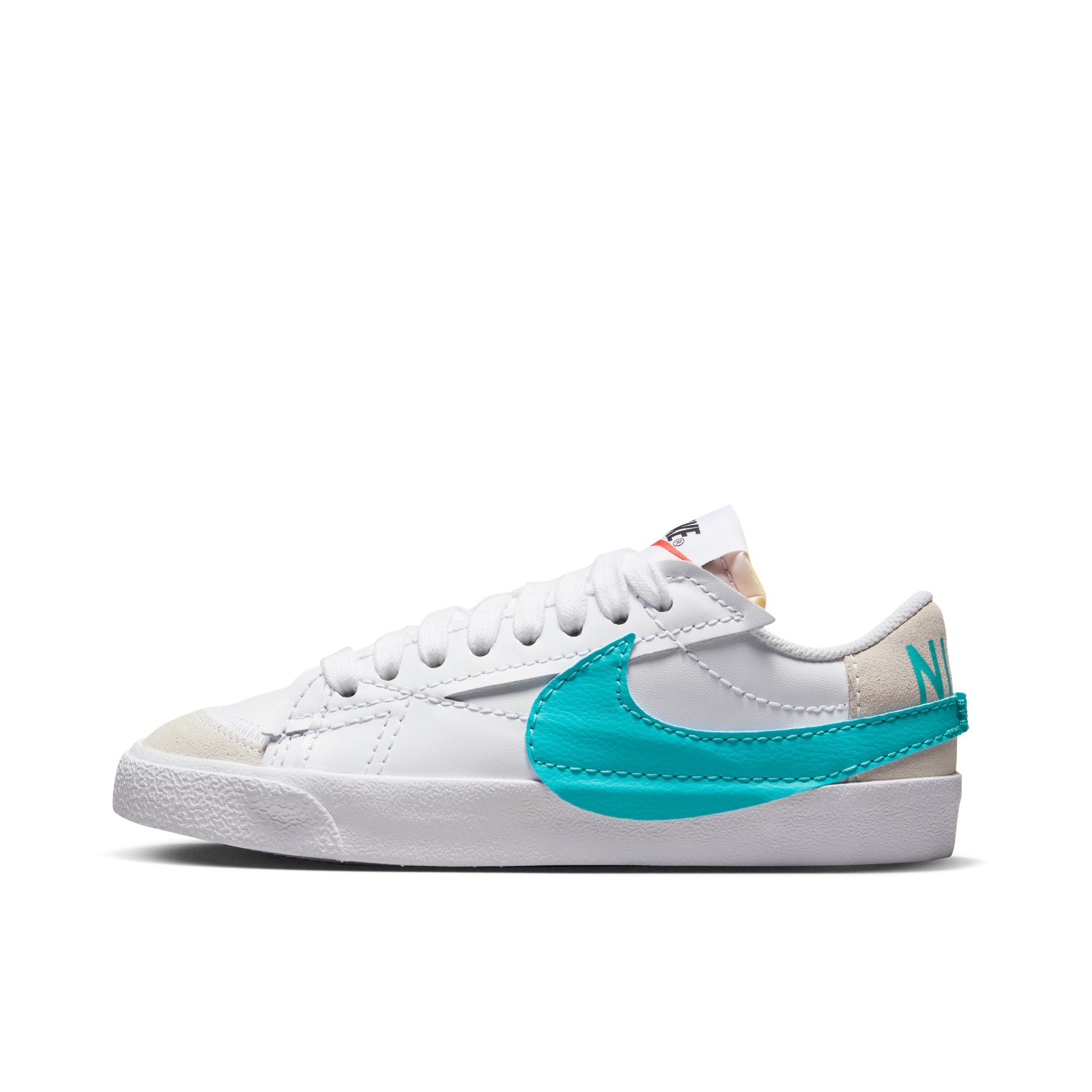 推荐商品：Nike Blazer 板鞋 经典复古防滑舒适百搭 女款/白色/绿色