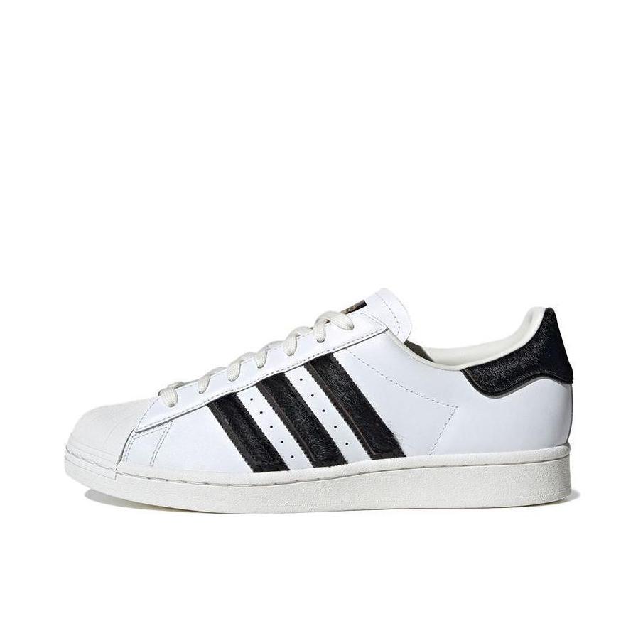 推荐商品：【宋雨琦同款】 adidas Originals Superstar 板鞋 轻便贝壳头薄底舒适百搭耐磨复古 马毛/白色/黑尾