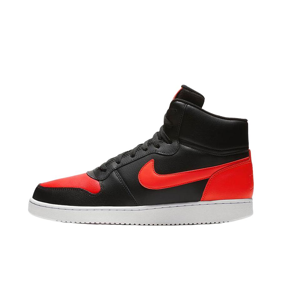 推荐商品：Nike Ebernon 板鞋 防滑轻便舒适百搭休闲复古耐磨滑 黑色/红色