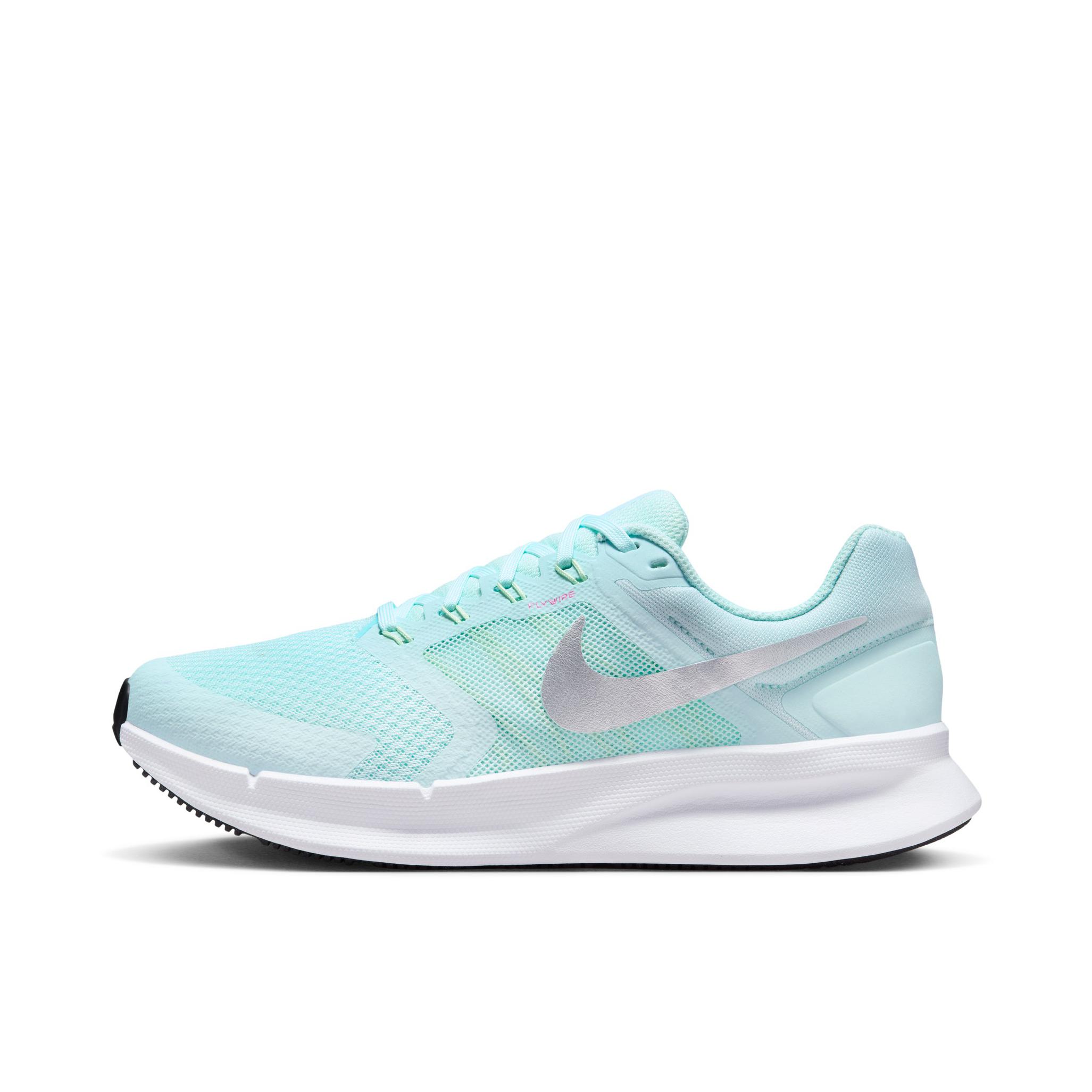 推荐商品：Nike Run Swift 3 跑鞋 减震防滑耐磨舒适网面透气缓震运动支撑贴合圆头耐穿耐用 女款/青色/银色
