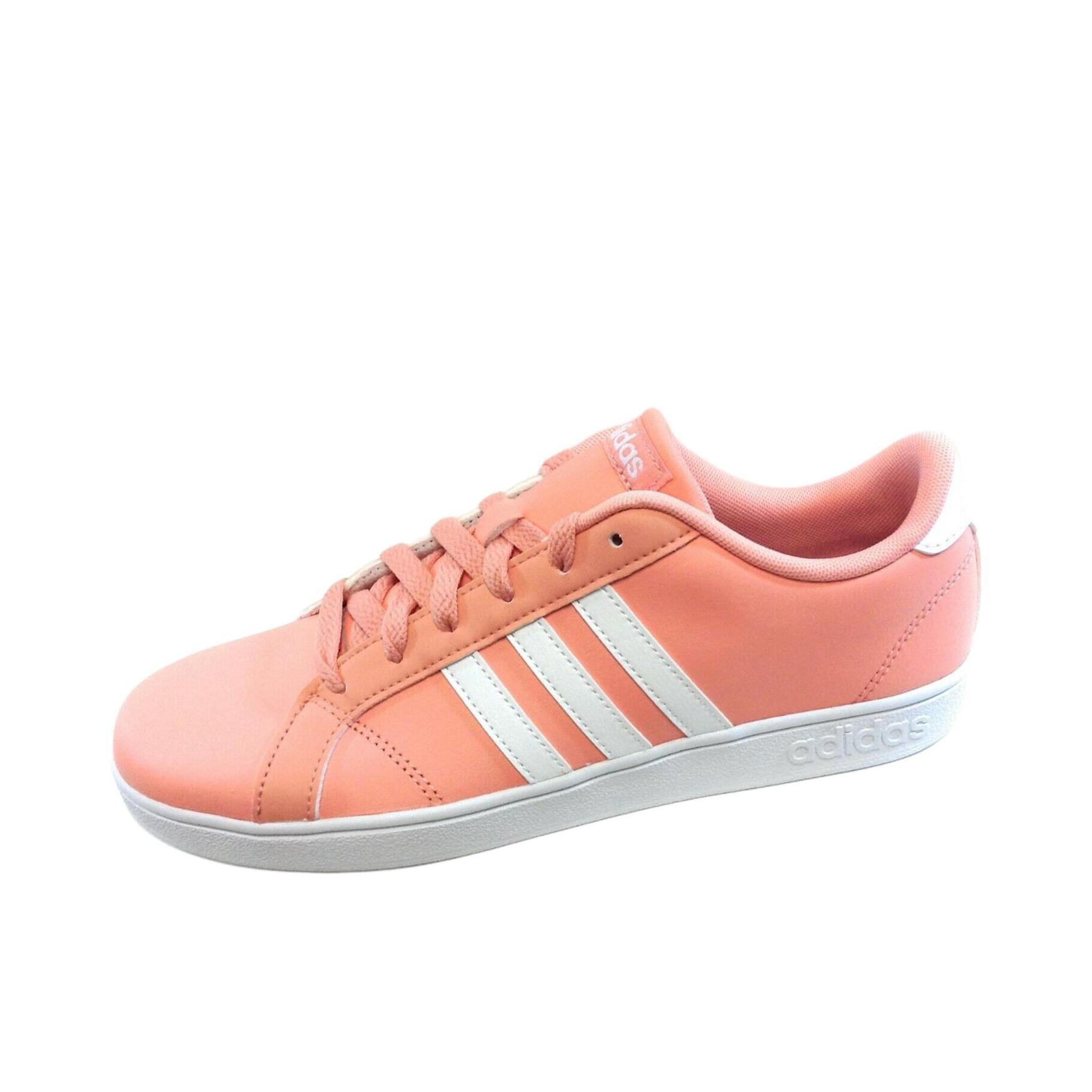 推荐商品：adidas Baseline 板鞋 舒适百搭防滑耐磨减震轻便简约包裹性 GS/粉色/白色
