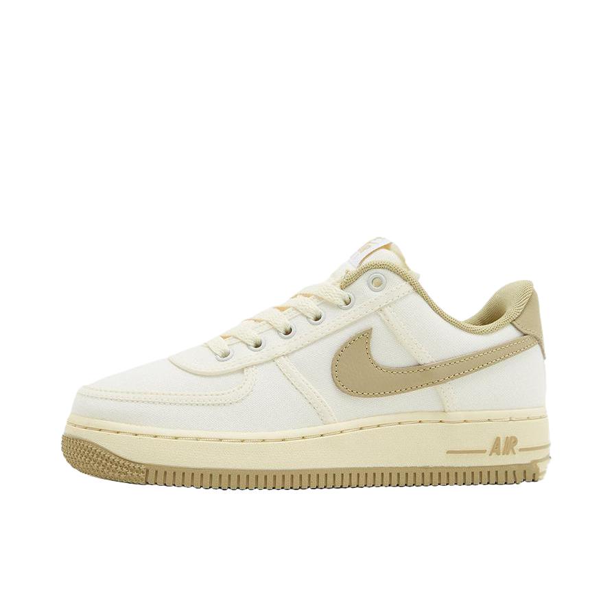 推荐商品：Nike Air Force 1 空军一号 板鞋 轻便舒适百搭耐磨防滑复古 米白色/白色   