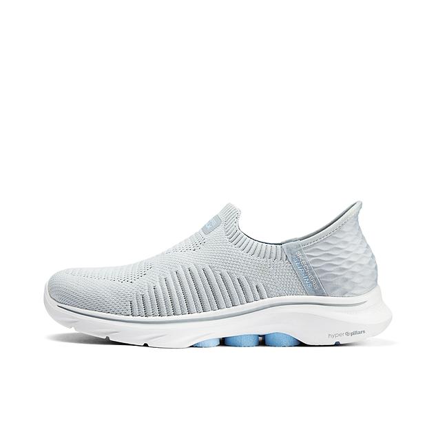 推荐商品：Skechers/斯凯奇 Go Walk 7 闪穿科技 缓震耐磨 舒适软底 网面透气 运动休闲鞋 240302 女款/灰色/蓝色
