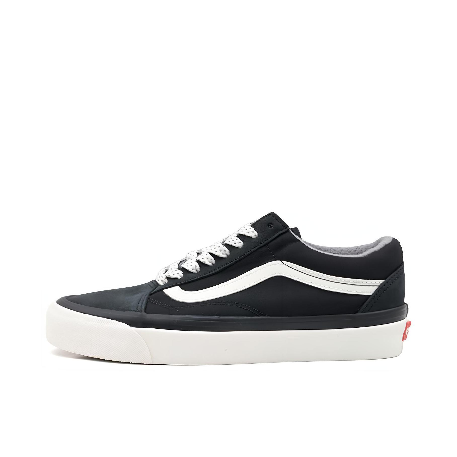 推荐商品：Vans/范斯 Old Skool 滑板鞋 板鞋 轻便防滑复古舒适经典 加绒/藏蓝色/白色