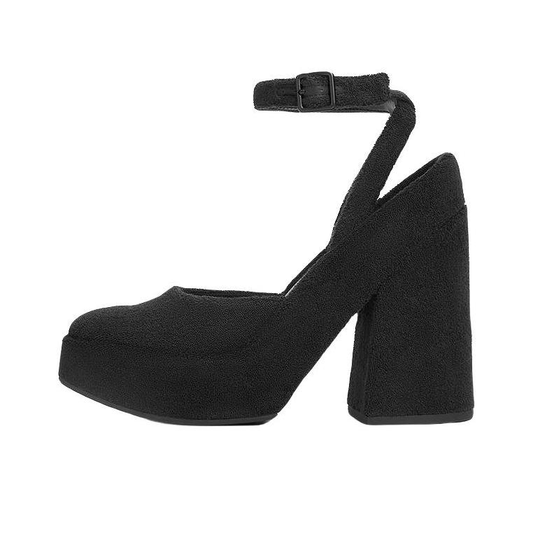 推荐商品：CHARLES&KEITH 绒布 腕带 方头 防水台 高跟鞋 CK1-60280425 黑色