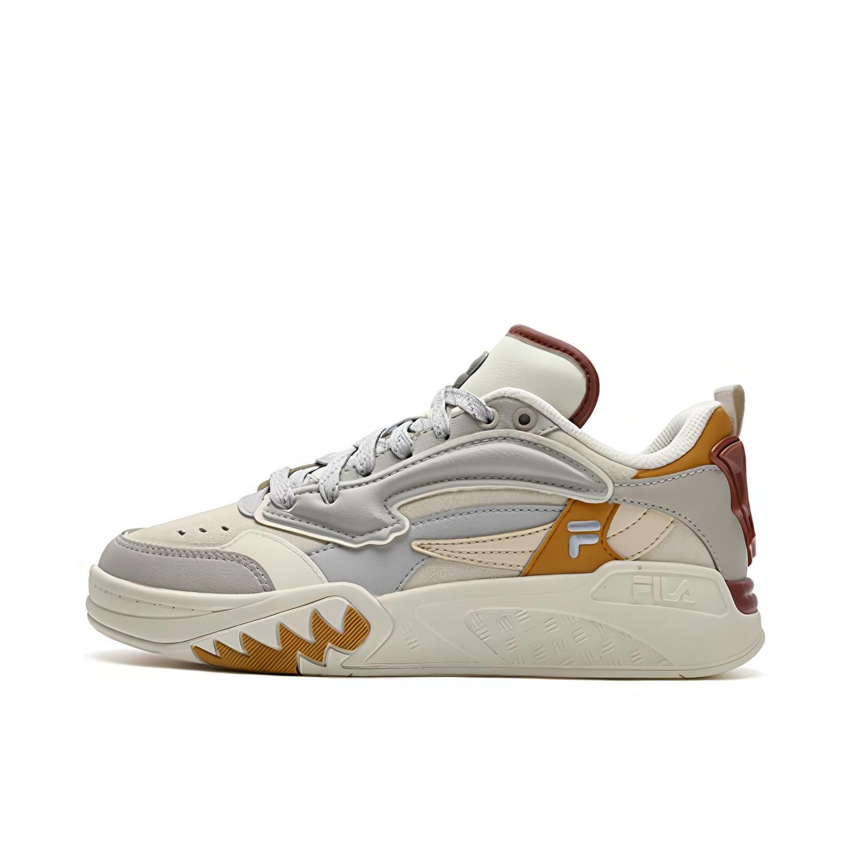 推荐商品：FILA/斐乐 Desperado 舒适百搭 防滑耐磨 透气 织物 加绒 支撑 合成革 休闲复古 篮球鞋 T12W313203F 女款/初雪白/浮岩灰