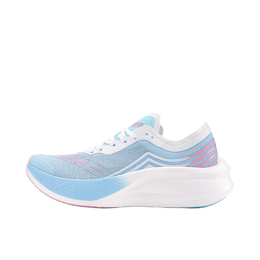 推荐商品：艾跑者 影翼1.0 全掌碳板 稳定支撑 耐用体考 缓震 网面 运动 田径体测 马拉松 跑鞋 鸳鸯配色/青梅煮酒