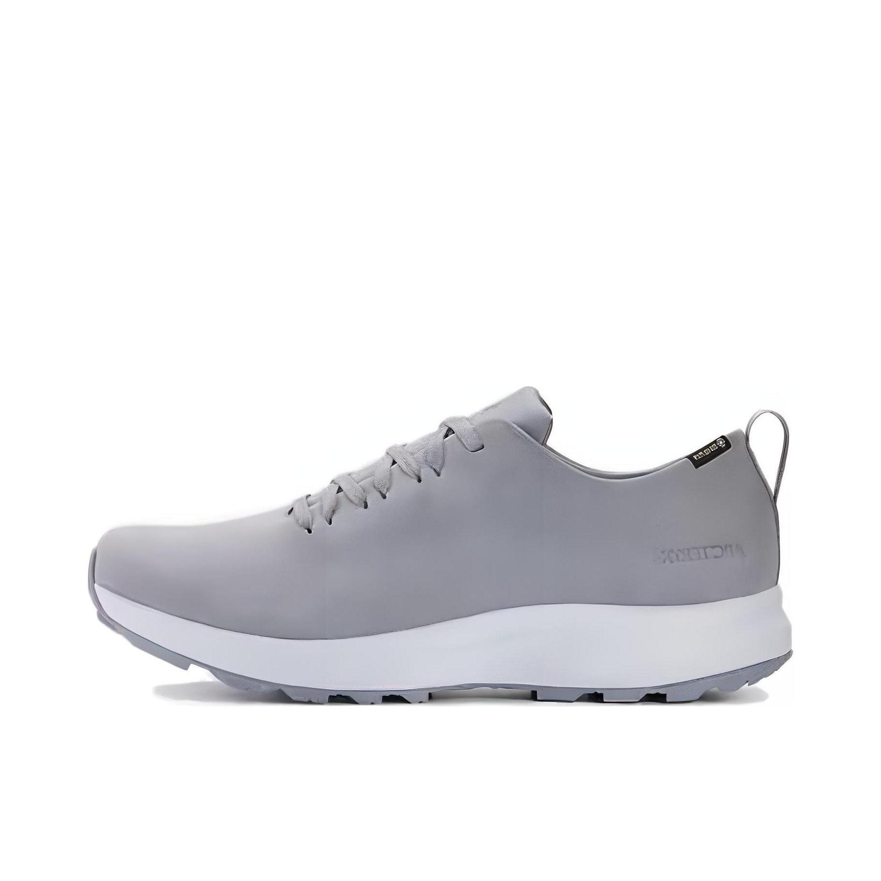 推荐商品：Arc'teryx/始祖鸟 Solano Leather Gore-Tex 舒适简约 减震耐磨 防水 休闲鞋 灰色