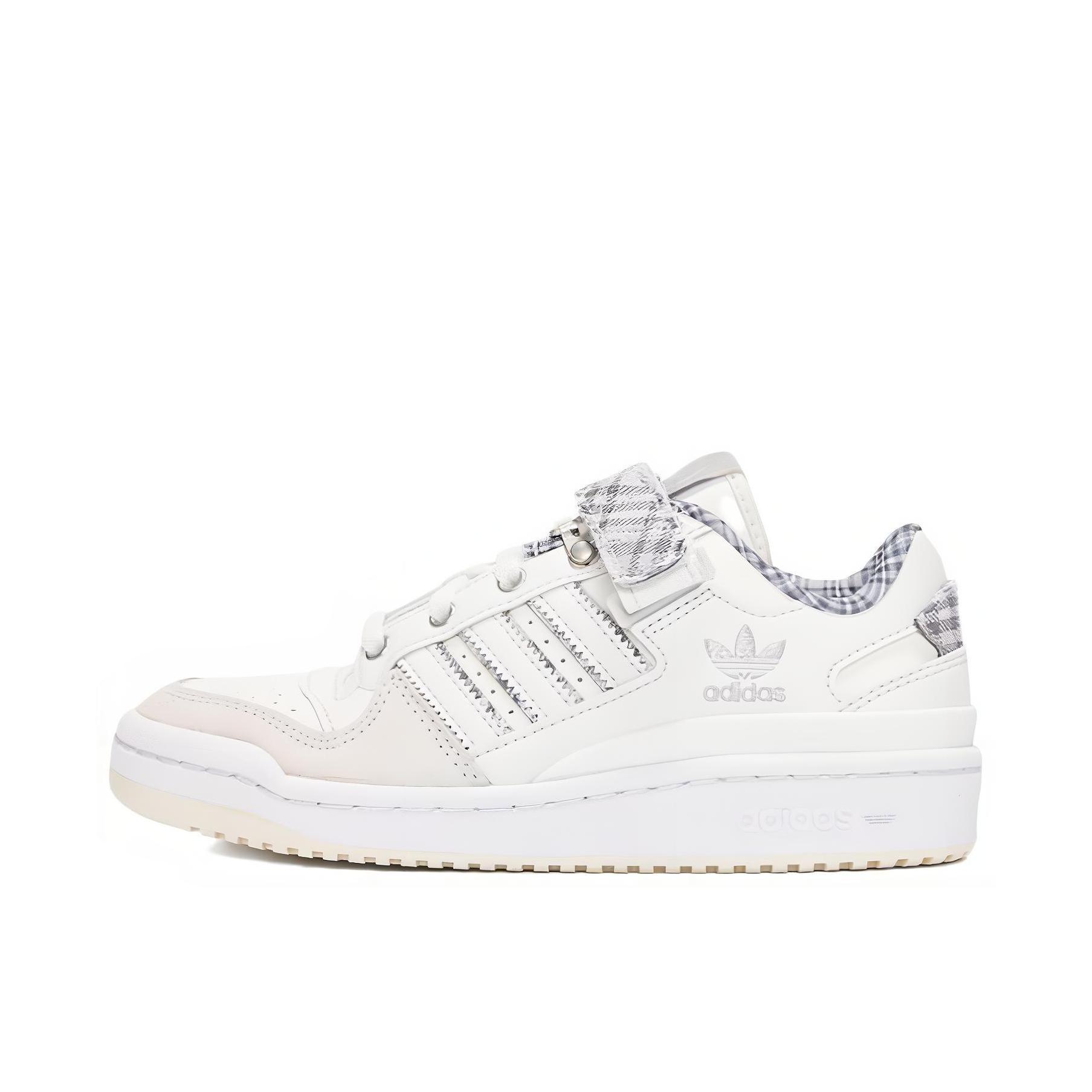 推荐商品：adidas Originals Forum 板鞋 轻便复古防滑时尚魔术贴篮球风薄底包裹性 女款/米白/灰色