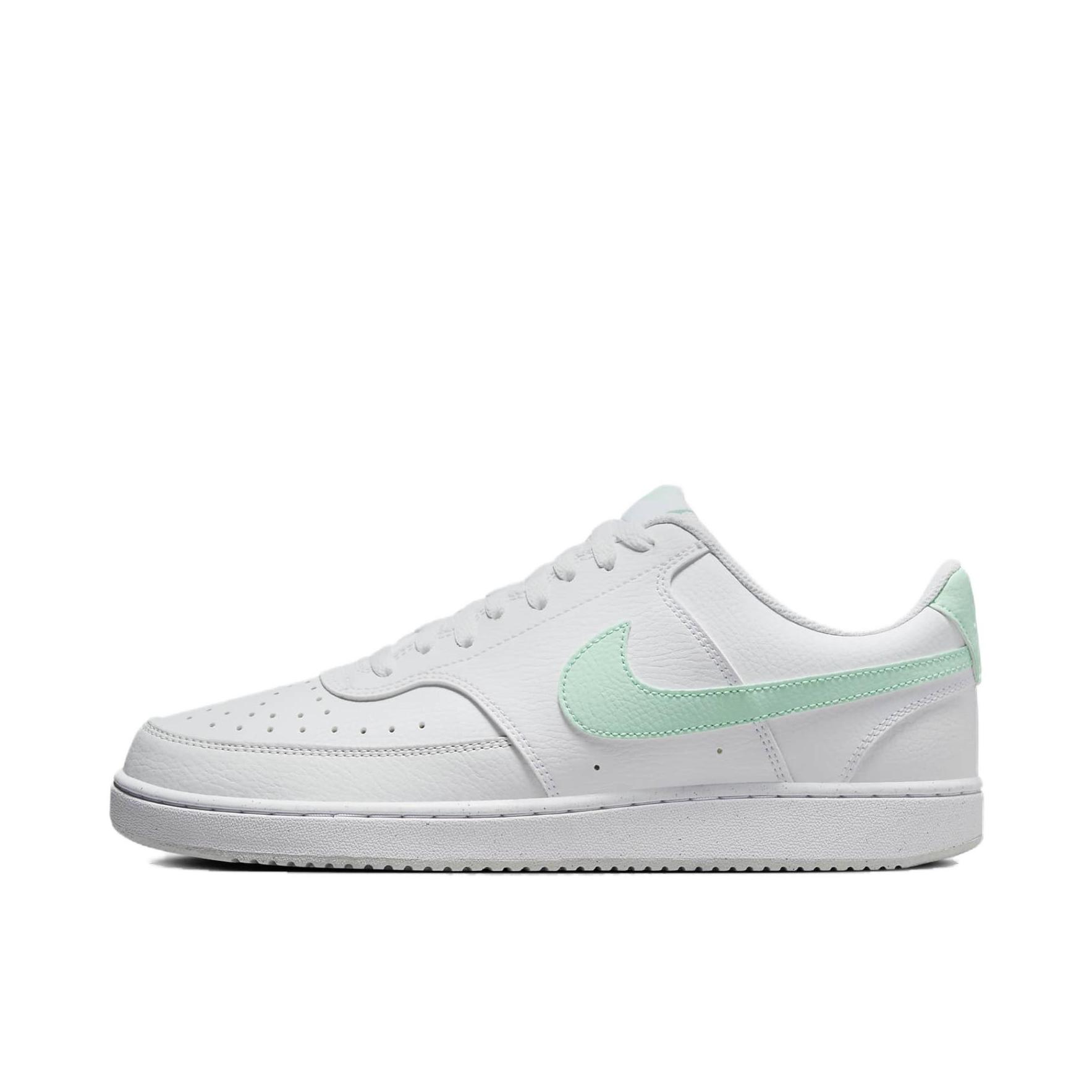 推荐商品：Nike Court Vision 板鞋 复古缓震抓地防滑轻便 白色/浅绿