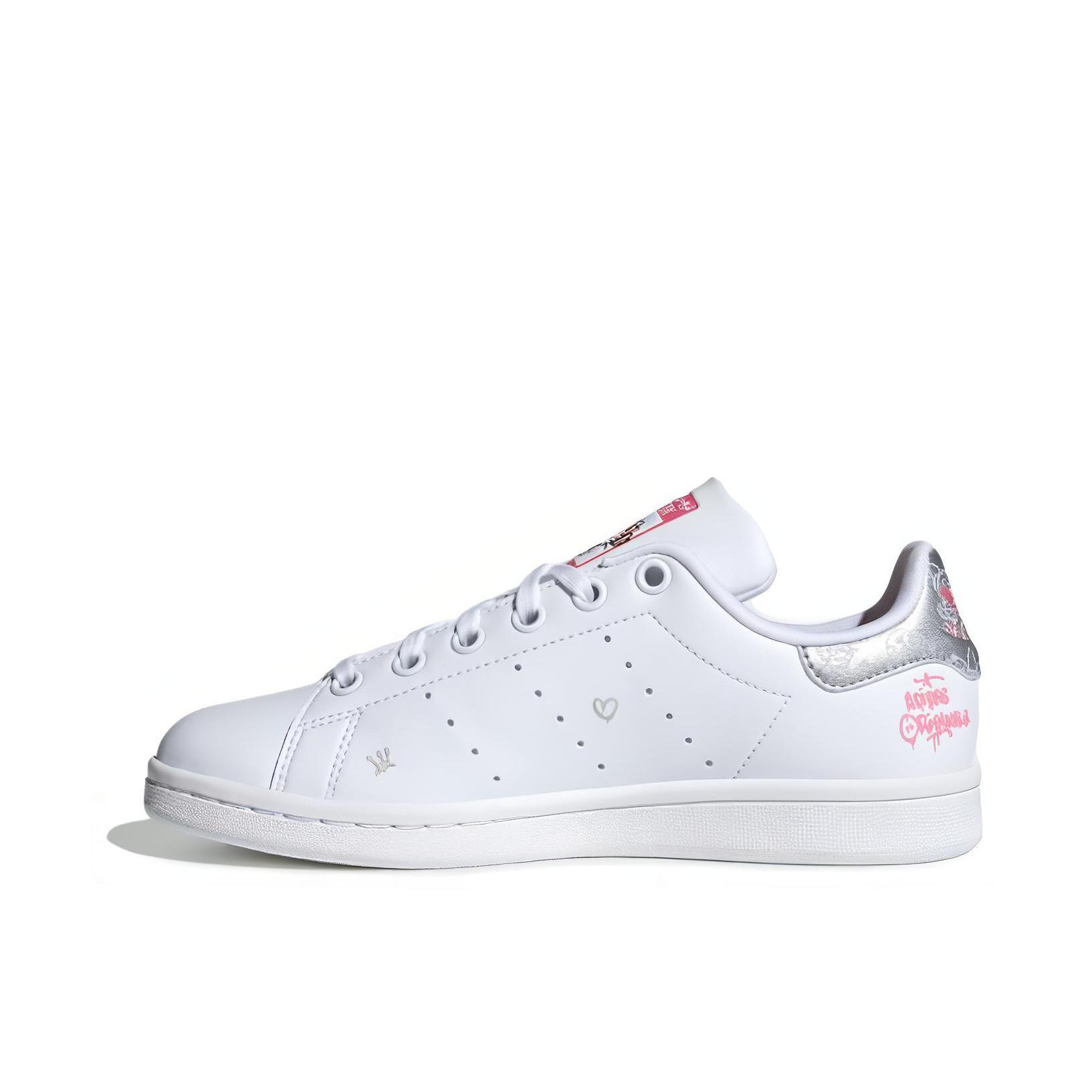 推荐商品：adidas Originals Stan Smith 防滑耐磨 舒适轻便 运动百搭 休闲 板鞋儿童 大童/Hello Kitty联名/白色/粉色/银色   
