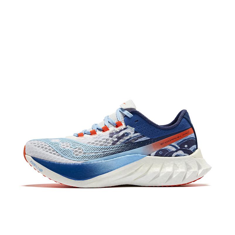 推荐商品：Saucony/索康尼 EndorphinPro 啡鹏4 碳板全掌 回弹 缓震 支撑 防滑耐磨 时尚复古 跑鞋 大连