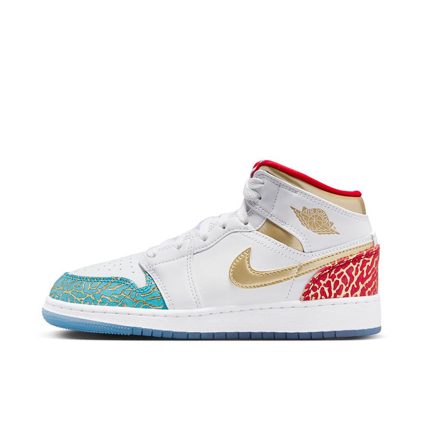 推荐商品：Air Jordan 1 板鞋 运动休闲鞋 复古潮流支撑合成革 UNC to Chicago GS/白色/蓝色/红色