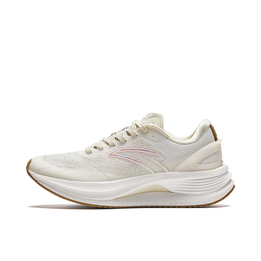 推荐商品：【贝克勒同款】 安踏 冠军3 Pro 跑鞋 氮科技缓震软底网面尼龙板弦科技版长距离流光风 女款/象牙白/粗麻灰