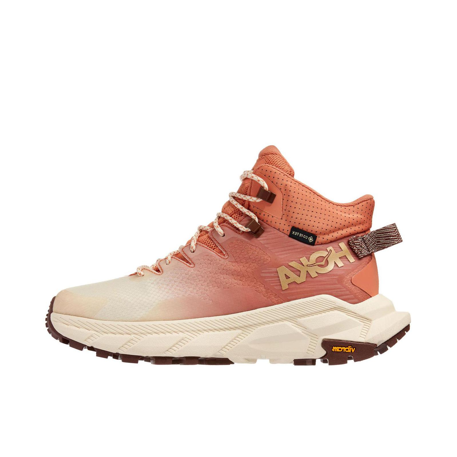 推荐商品：HOKA ONE ONE  Trail Code GTX  舒适百搭 耐磨防滑 防水 稳定 越野徒步  登山鞋 粉色 