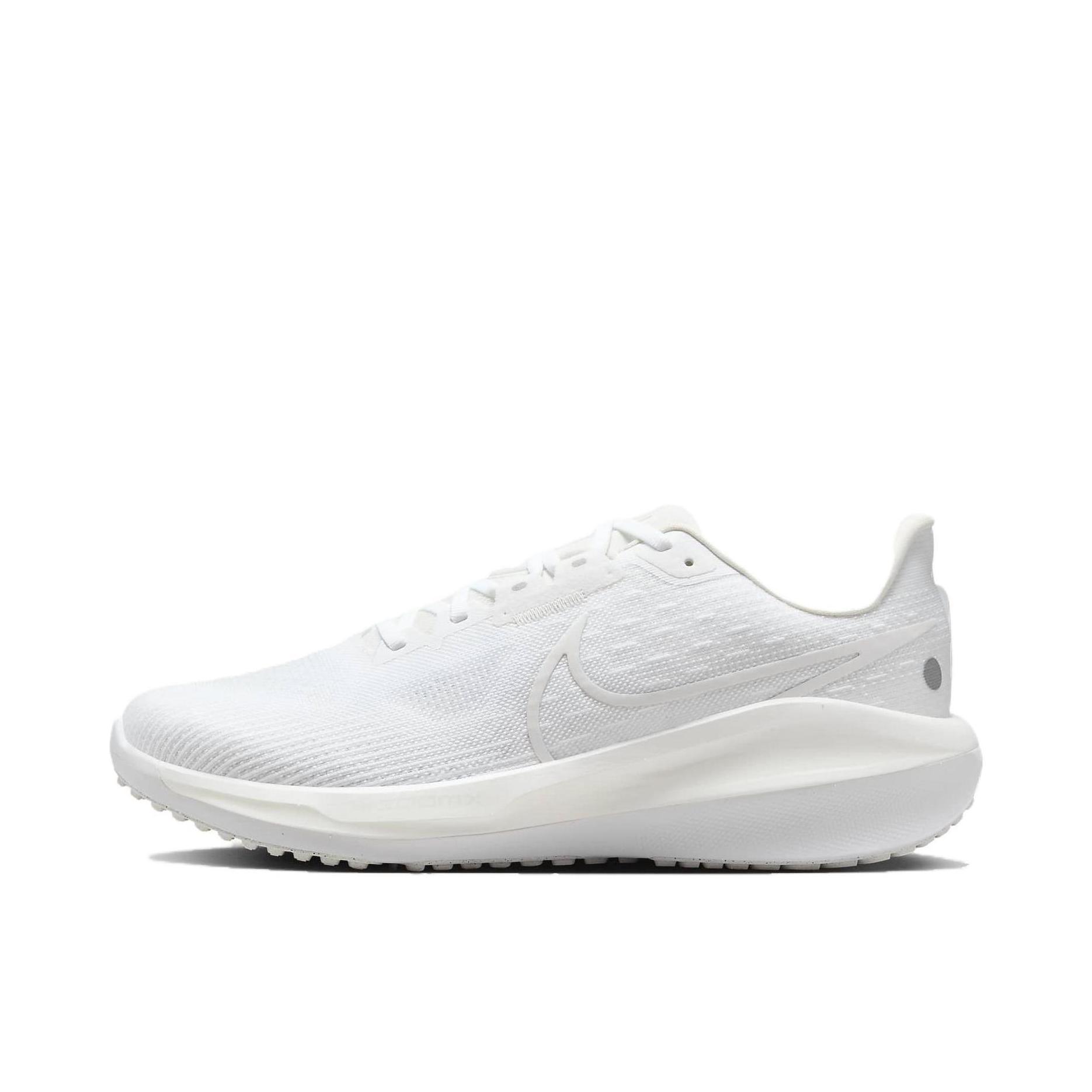 推荐商品：Nike Zoom Vomero 17 跑鞋 健身训练轻便缓震简约圆头回弹 白色