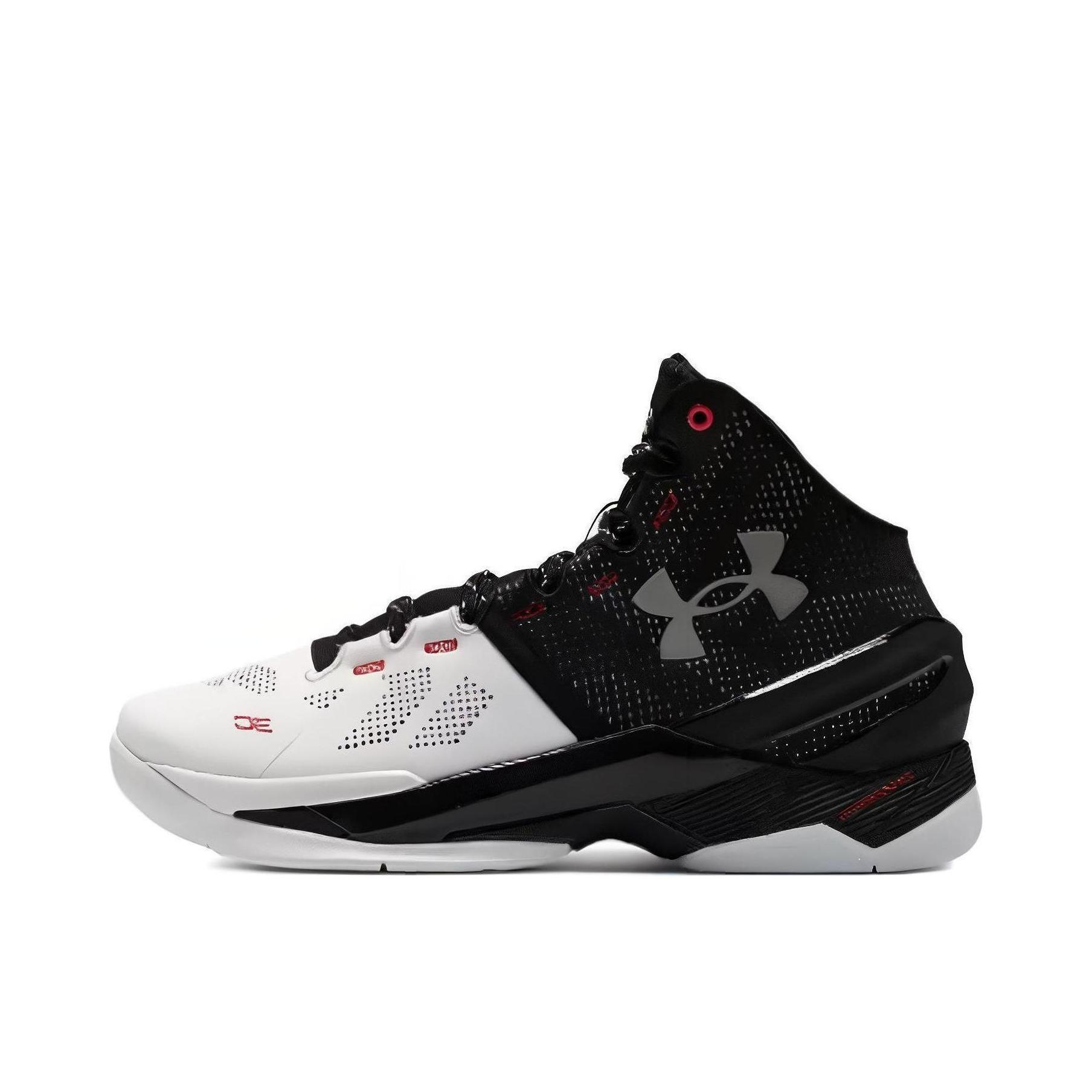 推荐商品：Under Armour/安德玛 Curry 2 透气 减震耐磨 实战训练 篮球鞋 黑色/白色