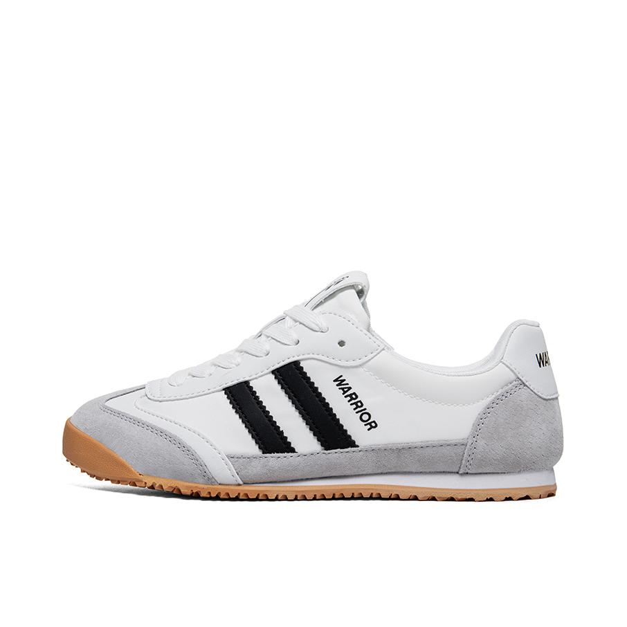 推荐商品：回力 织物合成革 增高 防滑耐磨 舒适透气 软底 浅口 德训鞋 2482 白色/黑色