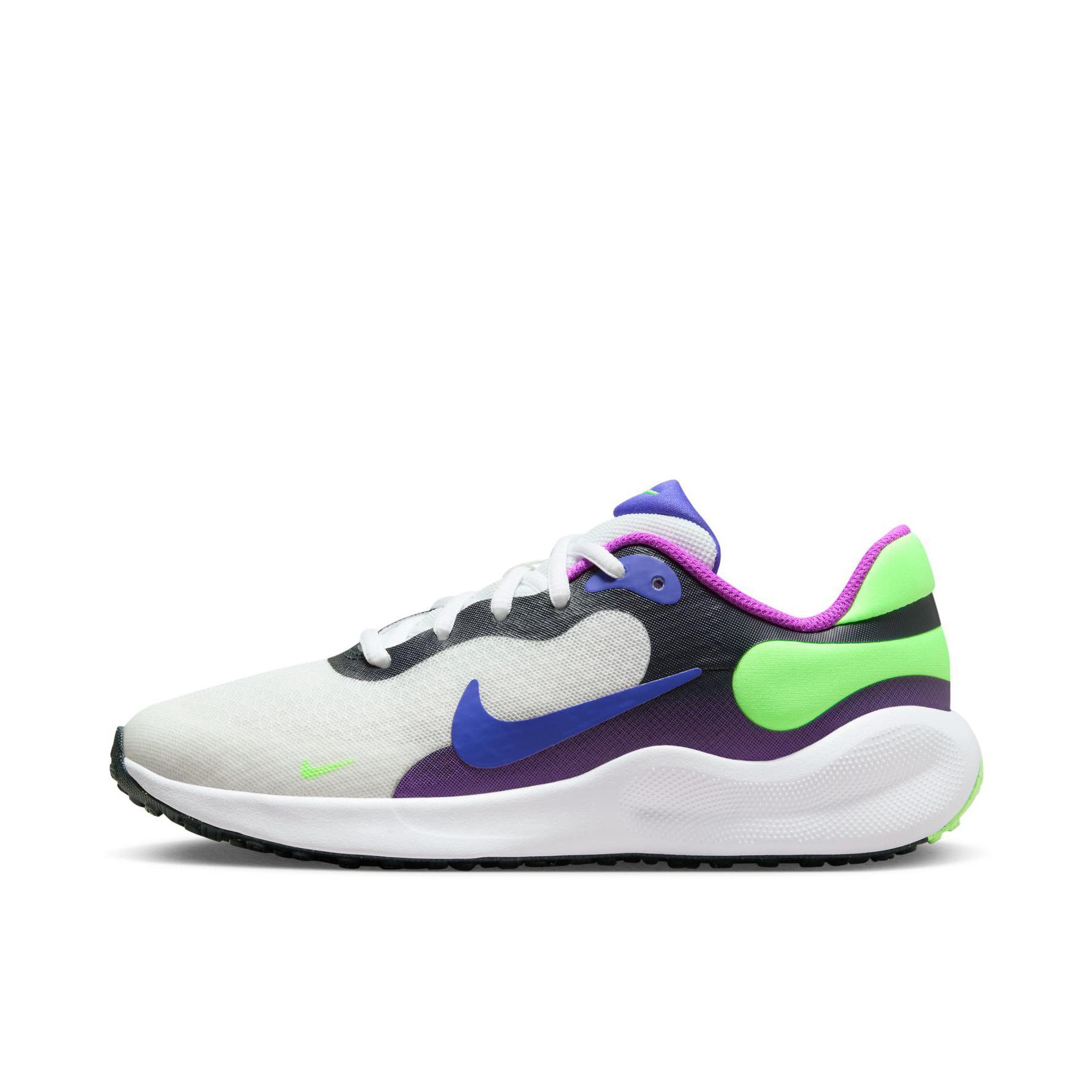 推荐商品：Nike Revolution 7 跑鞋 舒适百搭耐磨透气减震休闲运动支撑训练轻便易穿脱 GS/白色/黑色