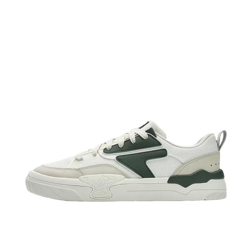 推荐商品：FILA/斐乐 MANUAL 板鞋 织物合成革复古百搭防滑耐磨增高低帮轻便 男款/微白/米黄-WA