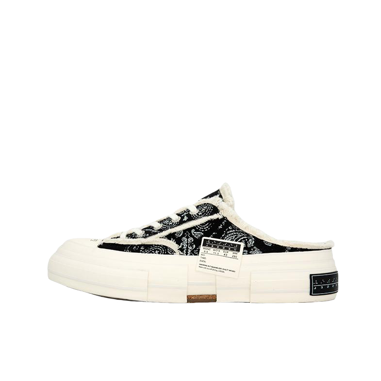 推荐商品：【Angelababy同款】xVESSEL G.O.P.Slip On 小香风 解构半拖 减震耐磨 一脚蹬 帆布鞋 腰果花/黑色/白色