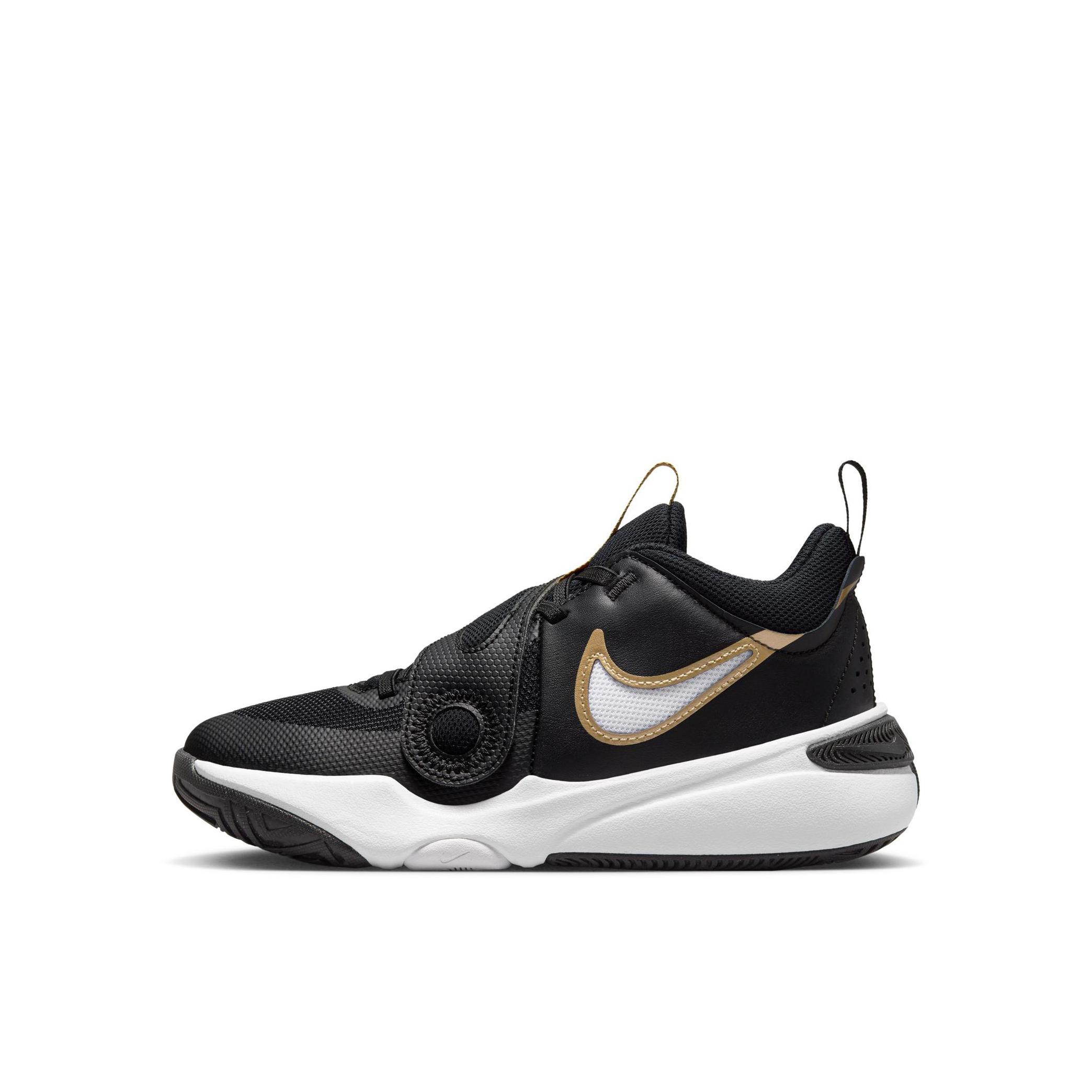 推荐商品：Nike  Team Hustle D 11 魔术贴 防踢 易穿脱 儿童运动鞋 小童/黑色/白色/金色