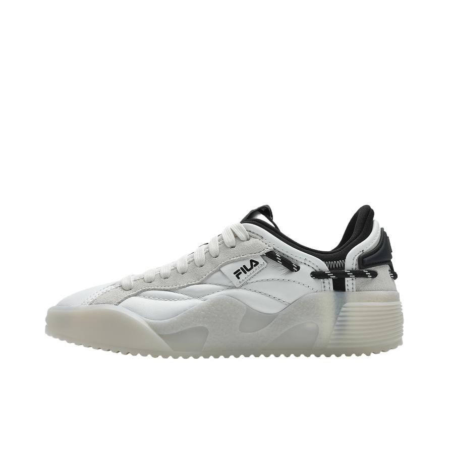 推荐商品：FILA/斐乐 ARTMOSPHERE 防滑耐磨 低帮休闲 头层牛皮 时尚 板鞋 F12W421207F 明亮白/香草冰白