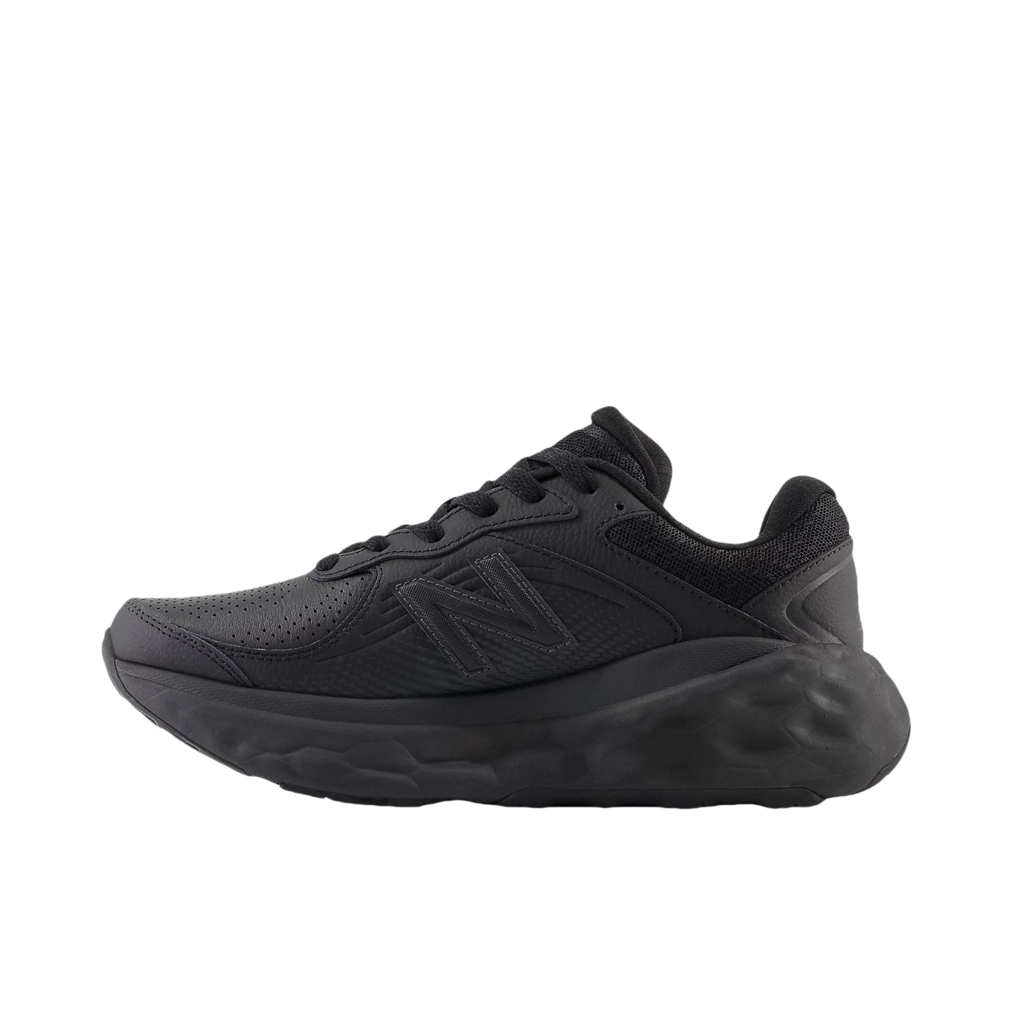 推荐商品：New Balance Fresh Foam Kaiha v1 跑鞋 耐用织物减震软底马拉松碳板 女款/黑色