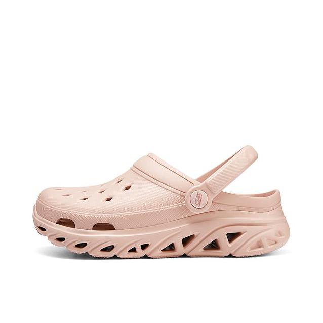 推荐商品：Skechers/斯凯奇 舒适耐磨 防滑软弹 轻便百搭 复古休闲 外穿 沙滩 涉水 踩屎感 增高 一脚蹬 缓震 镂空鞋底 轻质 洞洞鞋 凉鞋 玫瑰红色