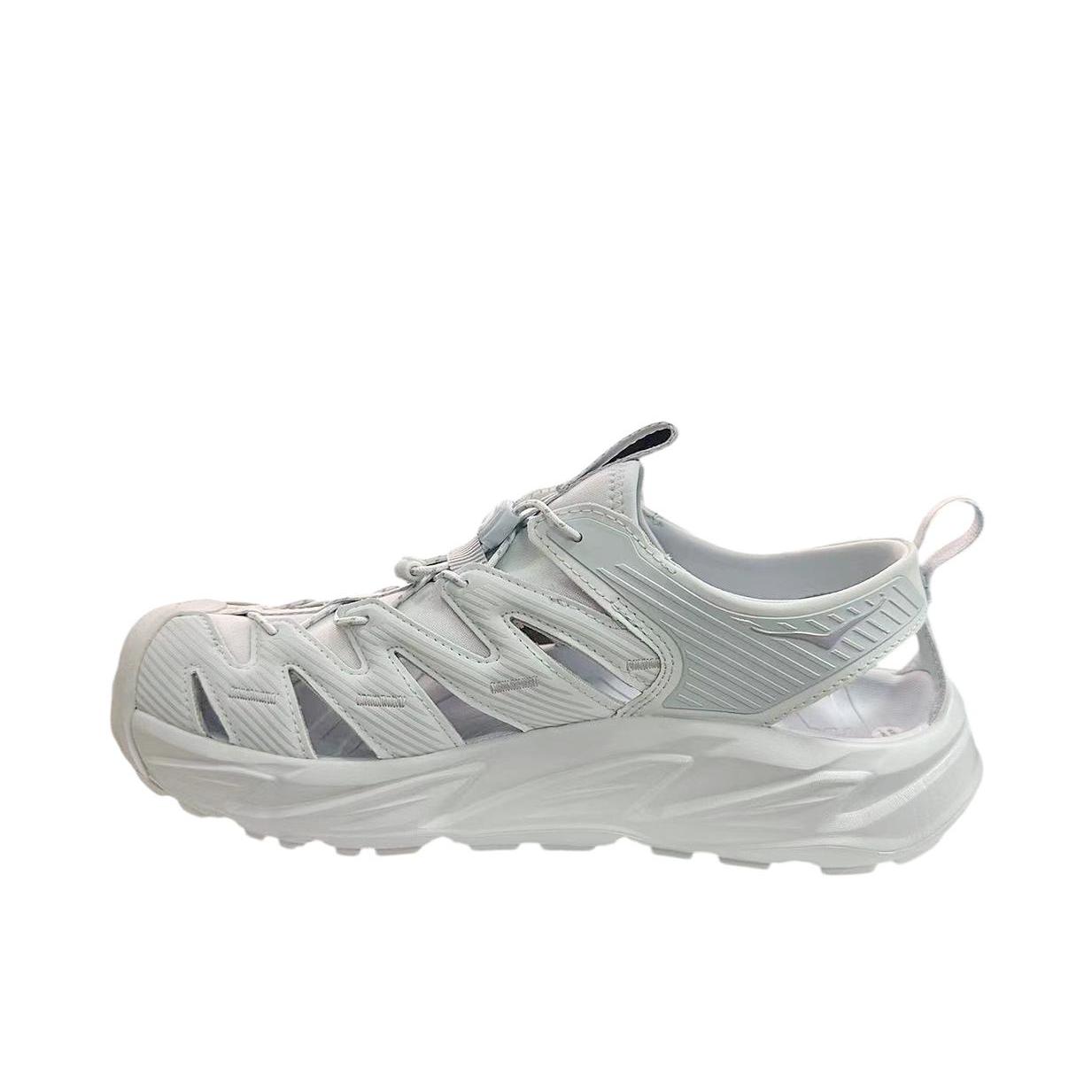 推荐商品：HOKA ONE ONE Hopara 防滑耐磨 减震回弹 防臭橡胶 拼接圆头 沙滩徒步 一脚蹬 溯溪鞋 户外鞋 幻影蓝