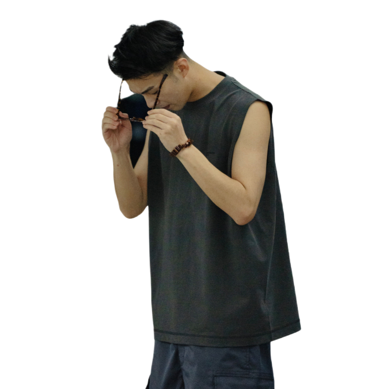 推荐商品：B2 BIGGER THAN BIGGER 23SS sorona运动休闲无袖背心 深灰