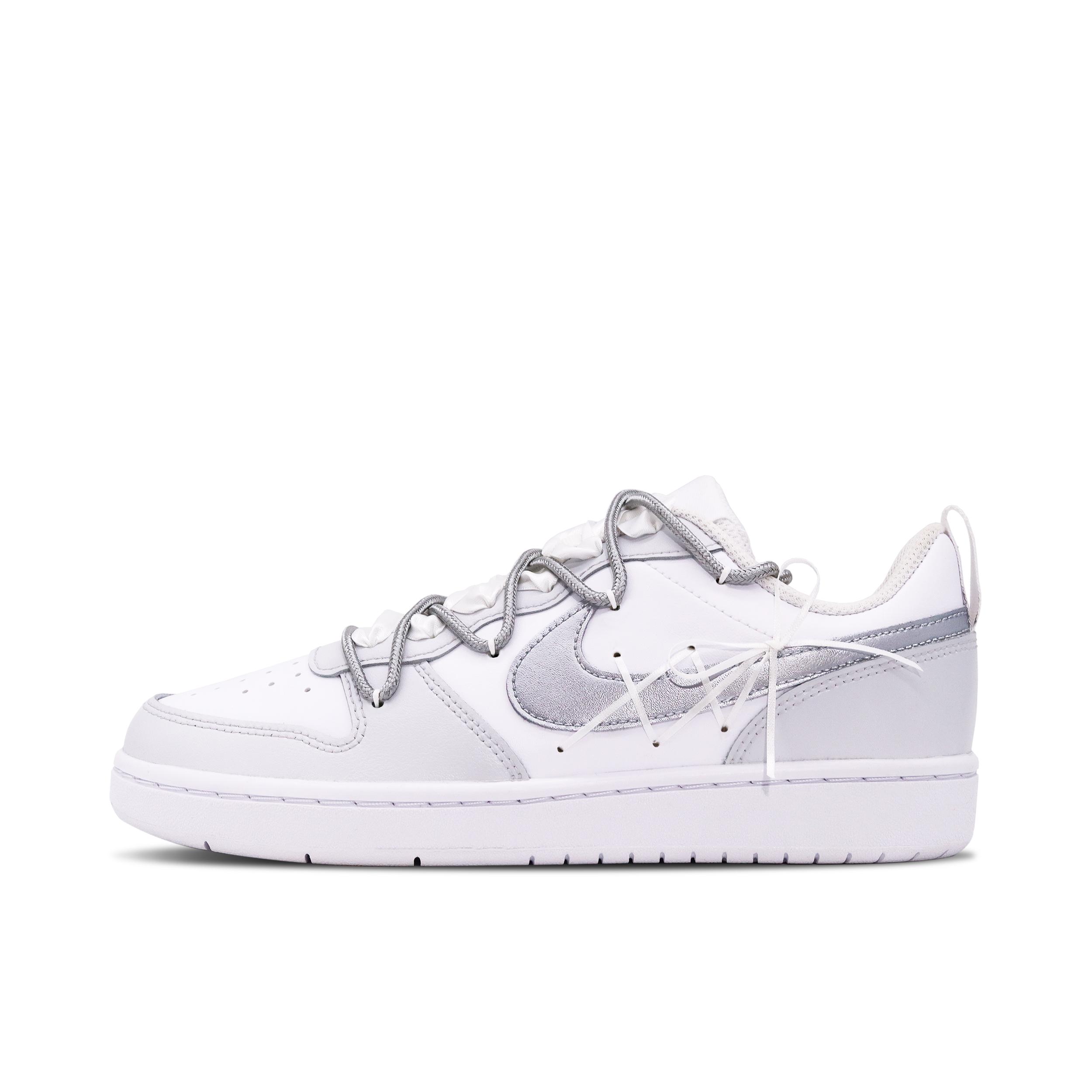 推荐商品：【定制球鞋】 Nike Court Borough 2 板鞋 包裹性增高减龄解构风合成革美式防滑复古轻便 女款/轻银芭蕾