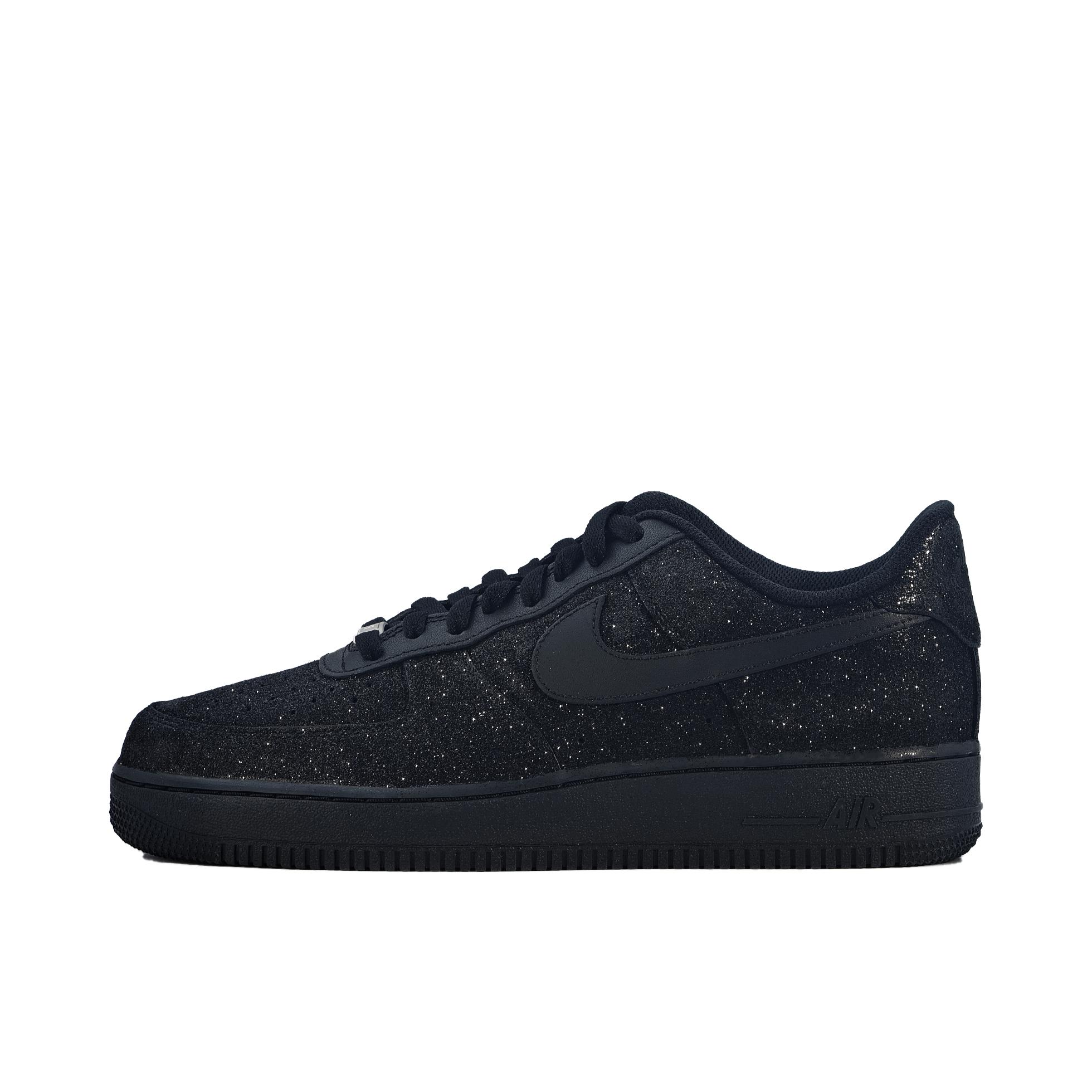 推荐商品：【定制球鞋】Nike Air Force 1 板鞋 舒适轻便防滑耐磨包裹性合成革防水复古简约  男款/黑满天星 