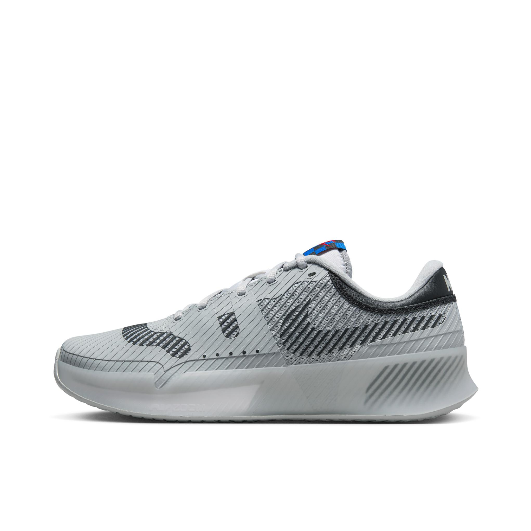 推荐商品：Nike Court Zoom Vapor 11 耐磨防滑 透气缓震 舒适轻便 支撑 网球鞋 灰色