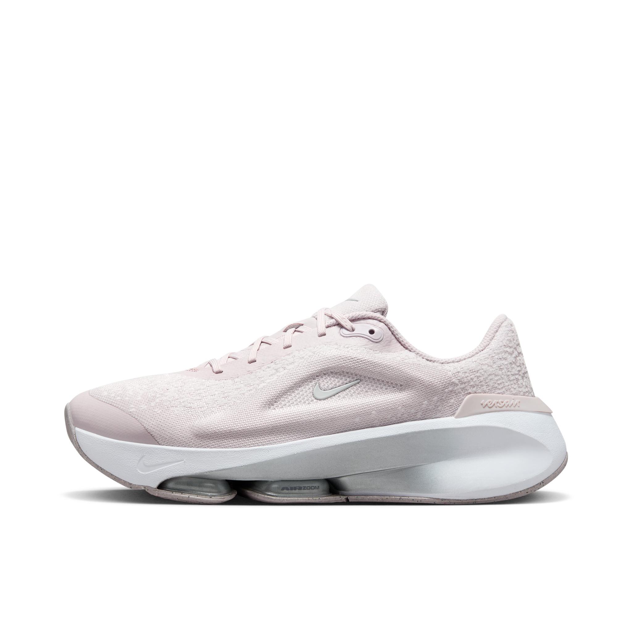 推荐商品：Nike Versair 跑鞋 舒适百搭缓震回弹防滑耐磨支撑抓地 白色/紫色