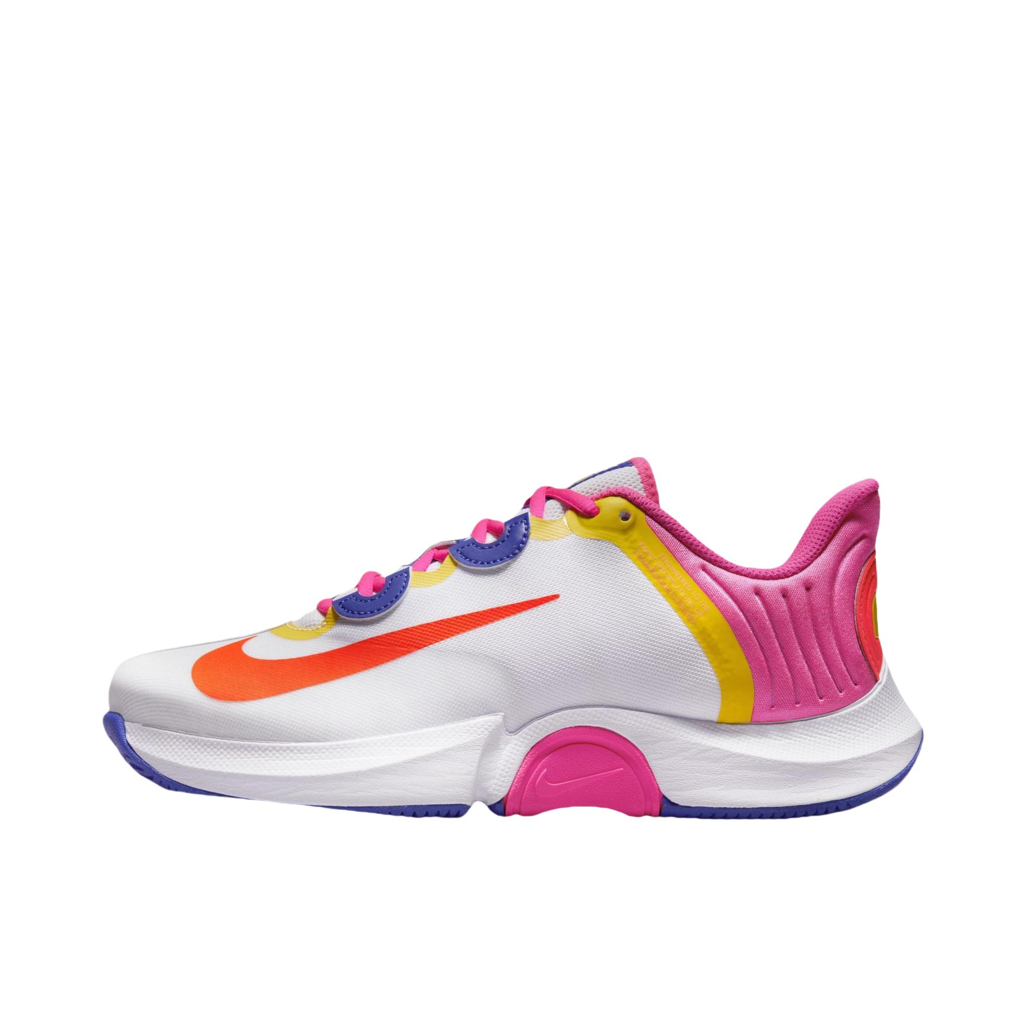 推荐商品：Nike Air Zoom GP Turbo 防滑耐磨 轻便 透气 运动 网球鞋 Naomi Osaka联名/女款/白色/深紫色