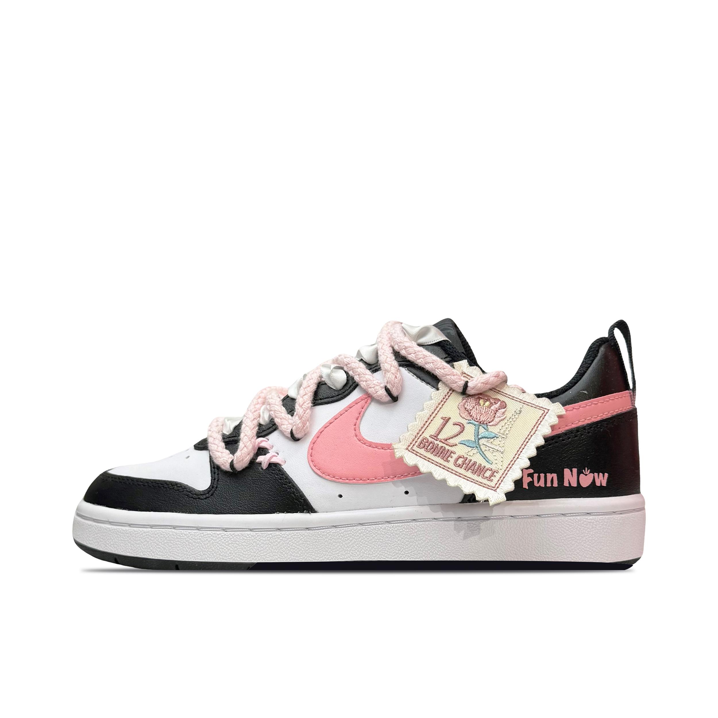 推荐商品：【定制球鞋】 Nike Court Borough 2 板鞋 包裹性增高减龄解构风合成革美式防滑复古轻便 女款/莓烦恼2.0