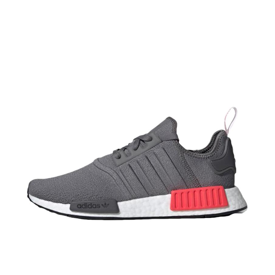 推荐商品：adidas Originals NMD R1 BOOST 织物 轻便透气 缓震 低帮 运动休闲鞋 Grey/Shock Red 灰黑红