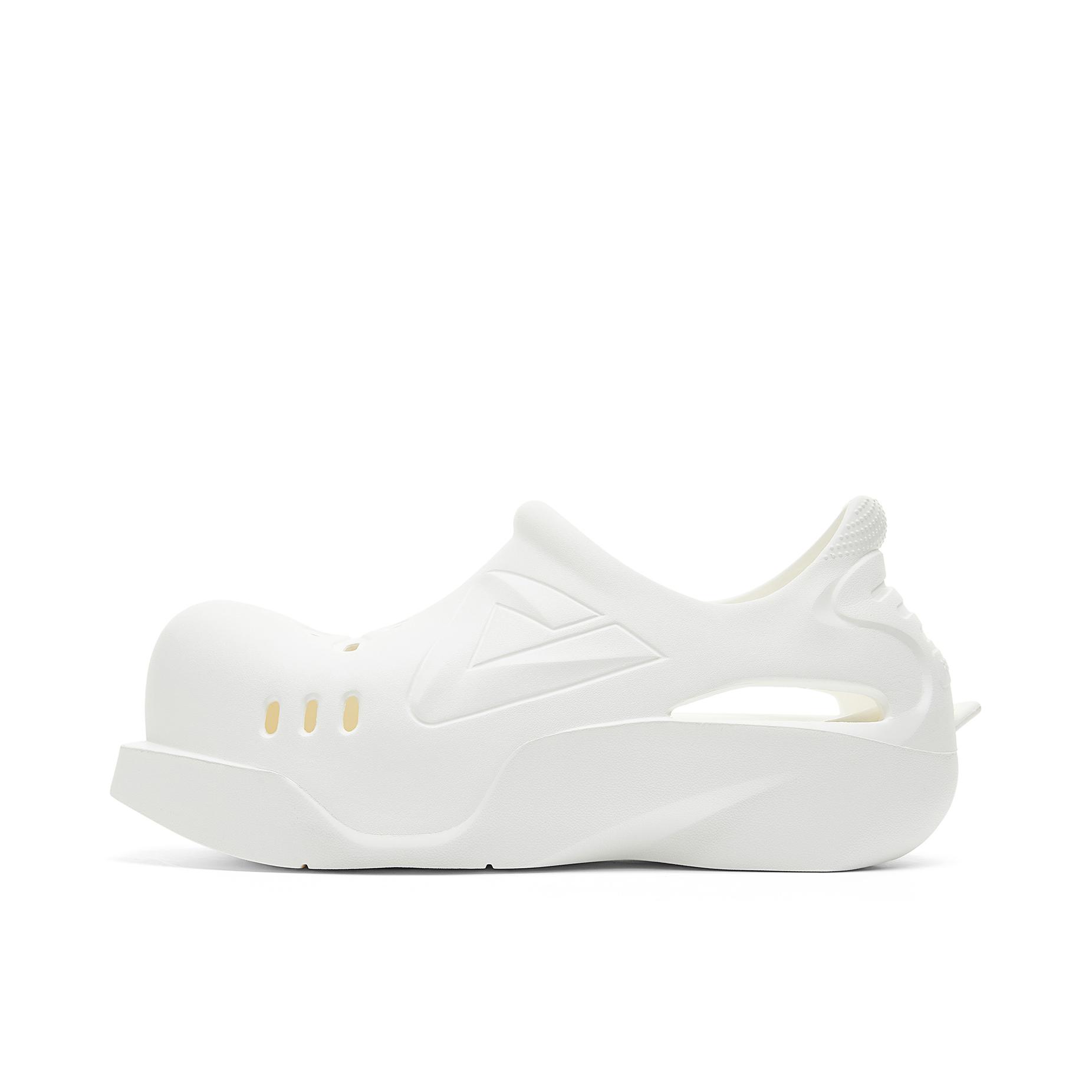 推荐商品：匹克 态极 嘟嘟 减震防滑 舒适回弹 增高 低跟平底 潮流百搭 出街 运动休闲 凉鞋 女款/乳白色