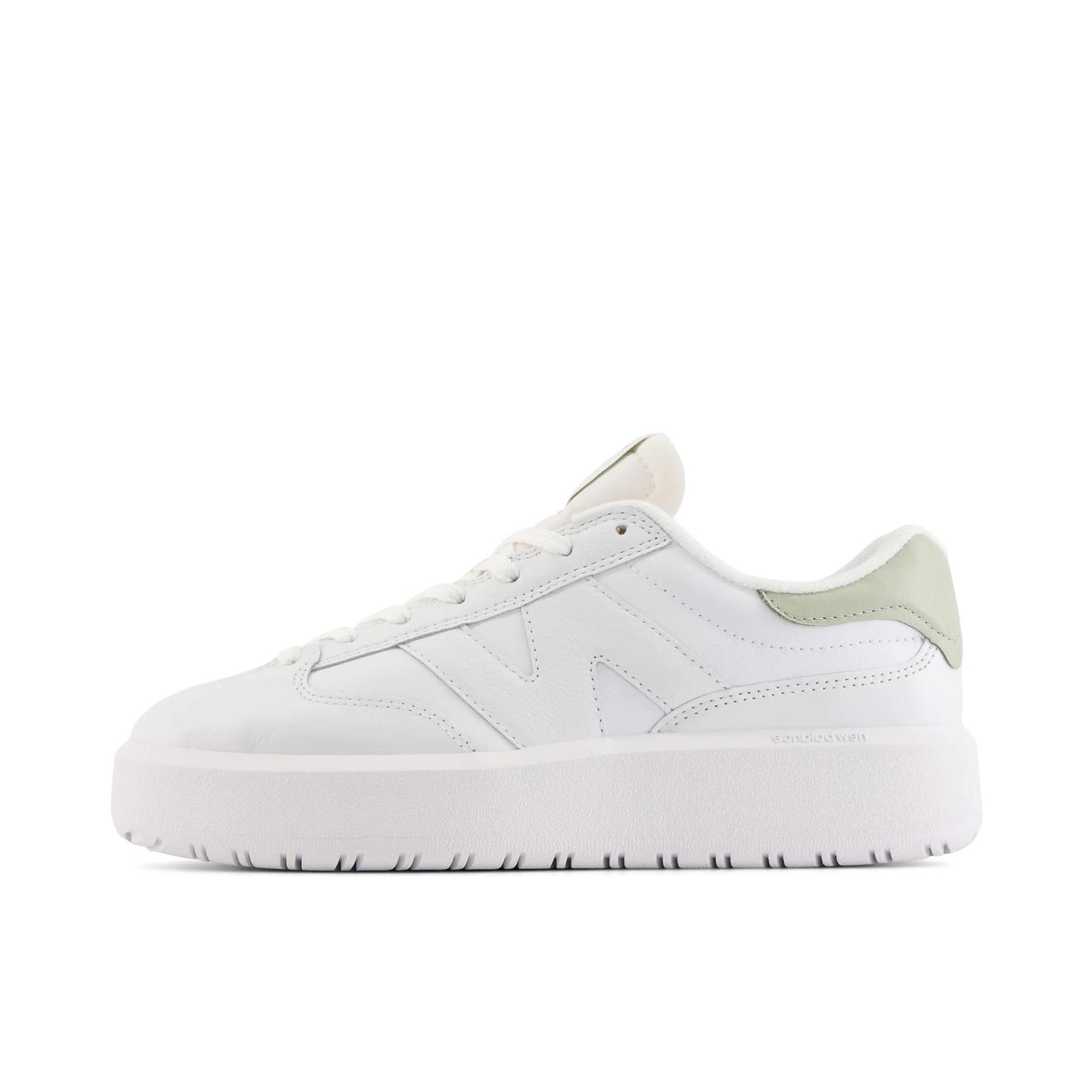 推荐商品：New Balance 302 减震 防滑耐磨 舒适百搭 复古 休闲 增高鞋 板鞋 女款/白色