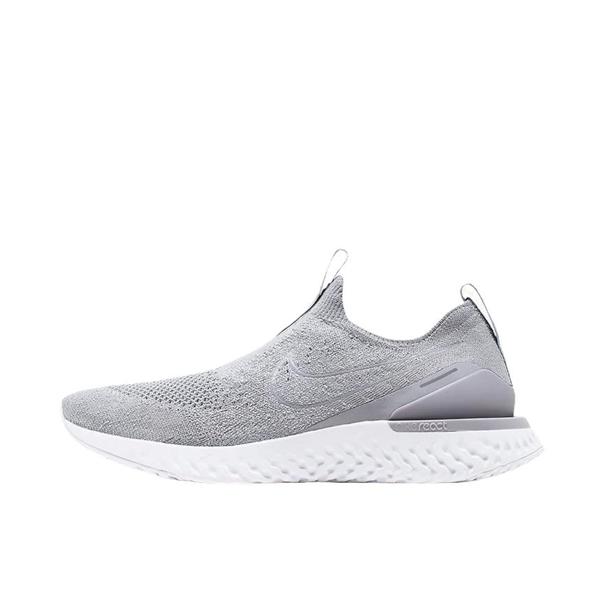 推荐商品：Nike Epic Phantom React Flyknit 跑鞋 防滑耐磨轻便透气舒适运动缓震织物编织一脚蹬泡棉 Grey/White 浅灰/白
