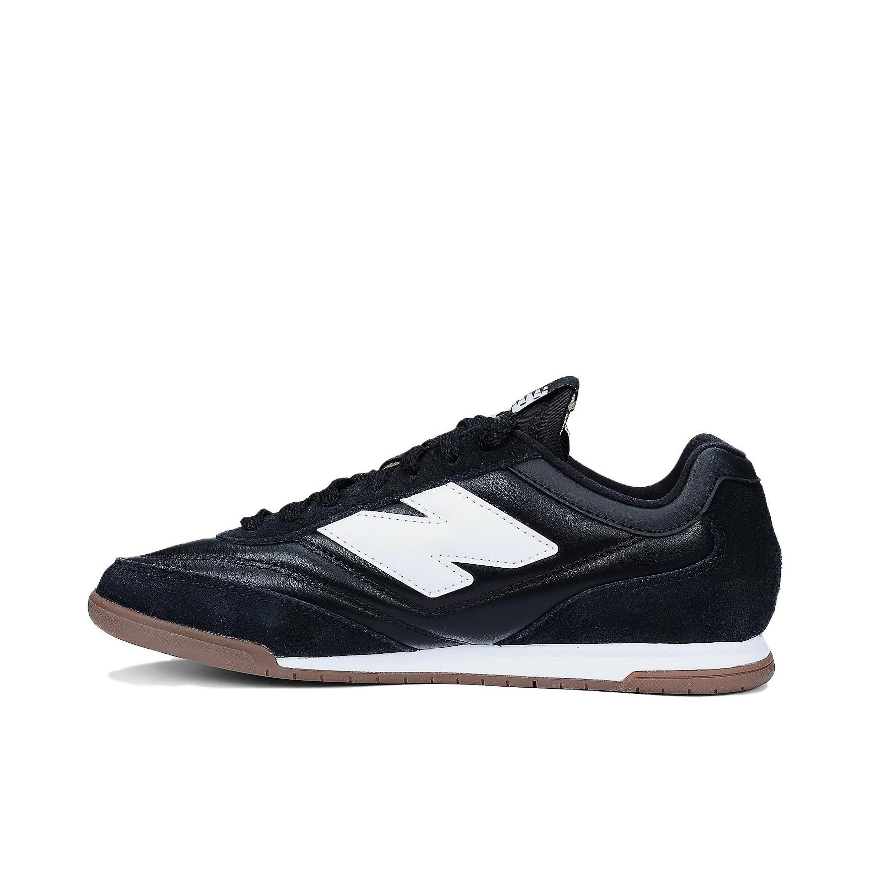 推荐商品：New Balance RC42 网布 耐磨平底 防滑减震 牛皮革 简约百搭 绒面革 阿甘鞋 运动休闲鞋 纯黑色